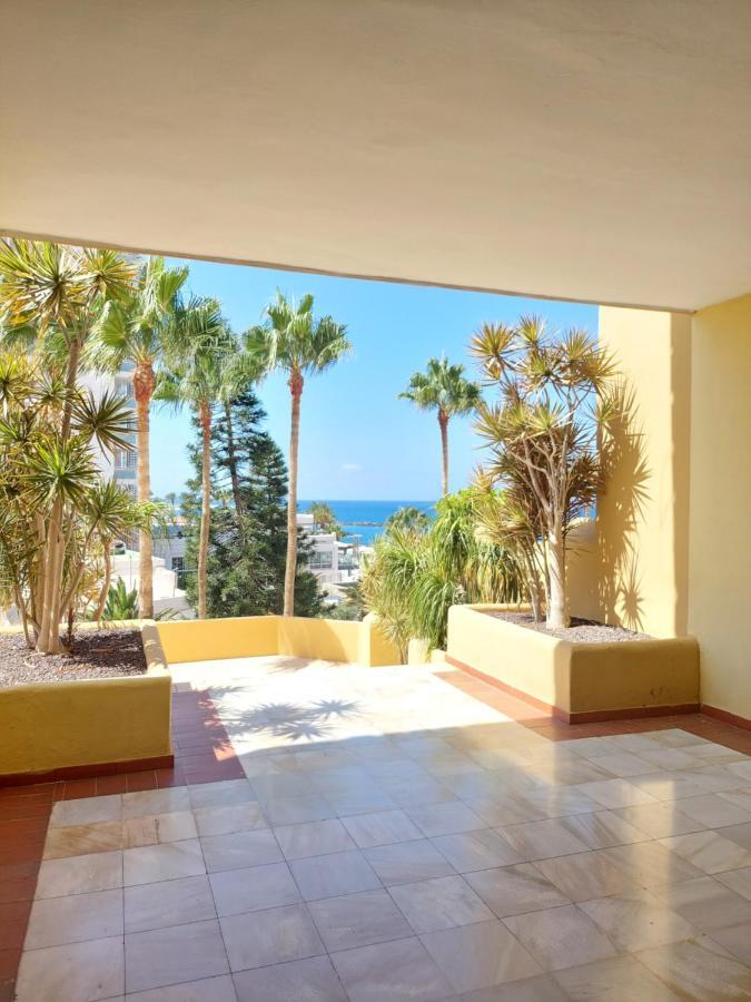 Fantastic 2 Bedrooms, Just 20 Meters From Ocean Playa de las Américas Exterior foto