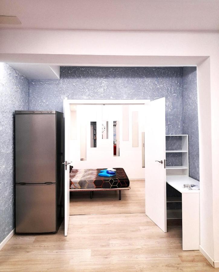 Fantastic 2 Bedrooms, Just 20 Meters From Ocean Playa de las Américas Exterior foto