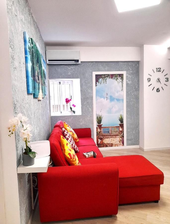 Fantastic 2 Bedrooms, Just 20 Meters From Ocean Playa de las Américas Exterior foto